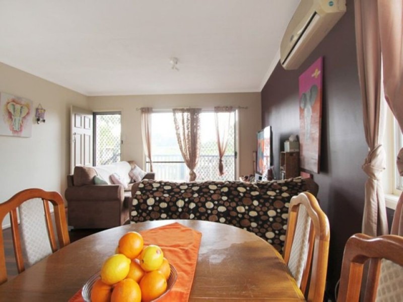 5 Blackton Street, Logan Central QLD 4114