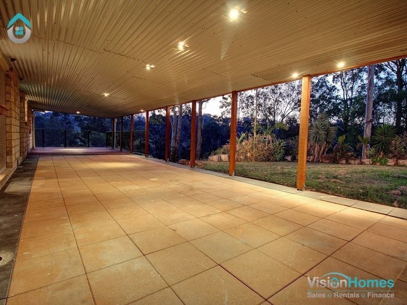 25 Scarborough Court, Mundoolun QLD 4285