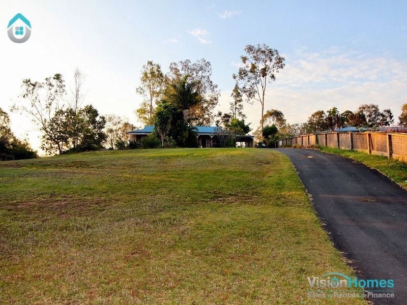 25 Scarborough Court, Mundoolun QLD 4285