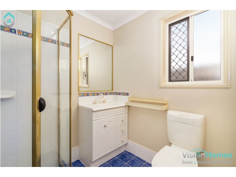 140 Emerald Drive, Regents Park QLD 4118