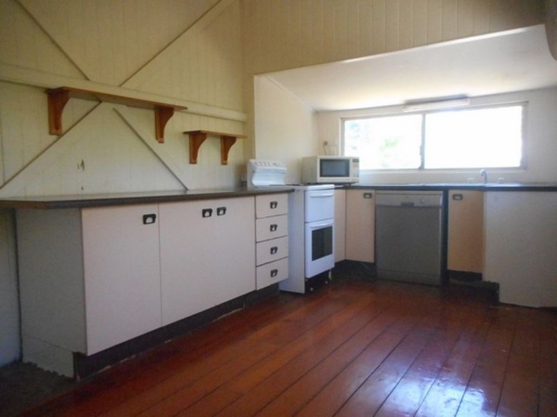 22 Moore Street, Morningside QLD 4170