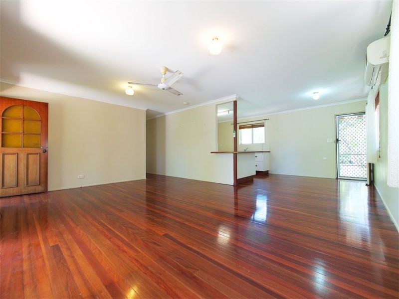 2 Albion Street, Brassall QLD 4305