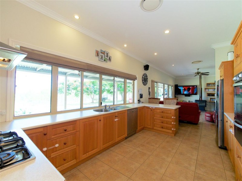 196 Eder Brothers Road, Mount Walker QLD 4340