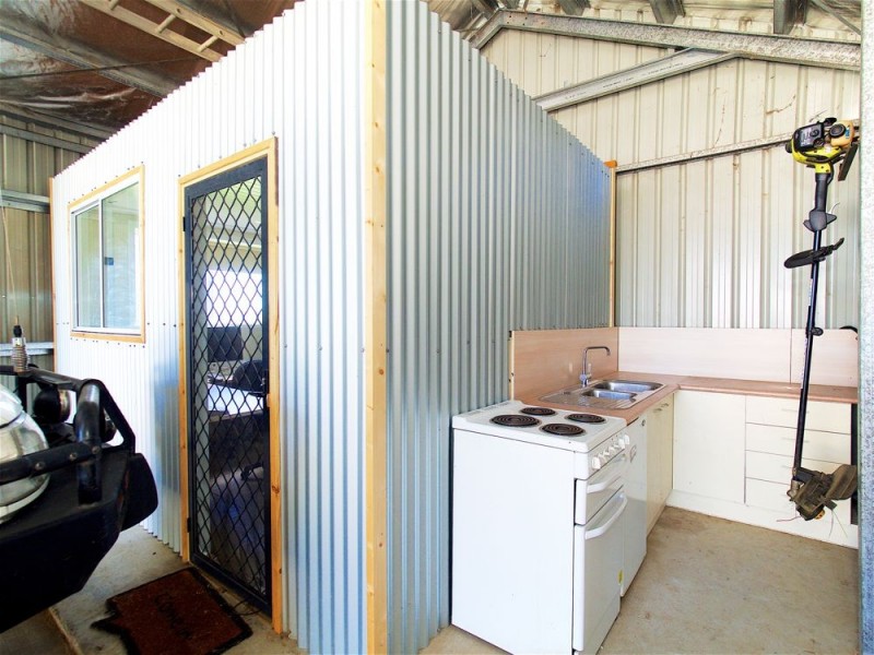 196 Eder Brothers Road, Mount Walker QLD 4340