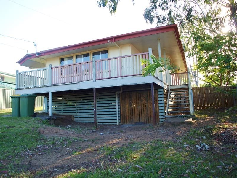 1 POOLE STREET, Leichhardt QLD 4305