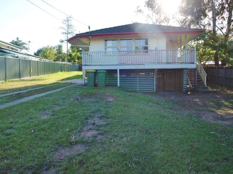 1 POOLE STREET, Leichhardt QLD 4305