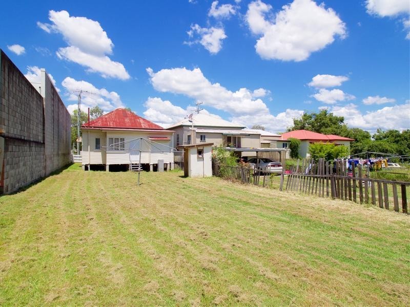 363 BRISBANE STREET, West Ipswich QLD 4305