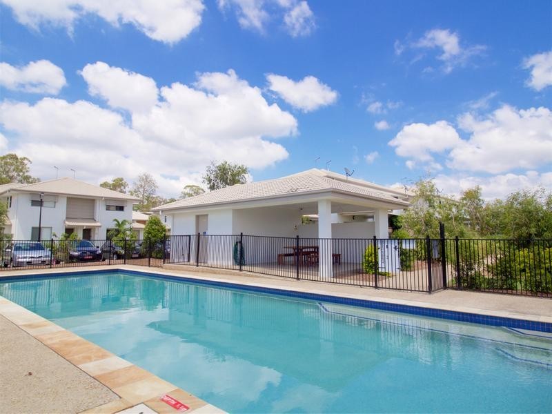 2/51 RIVER ROAD, Bundamba QLD 4304
