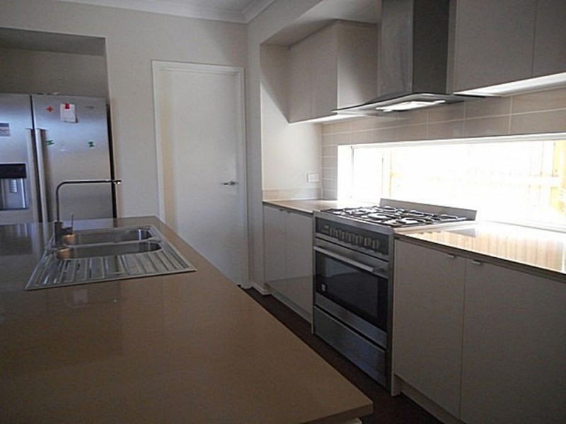 10 Milby Street, Yarrabilba QLD 4207