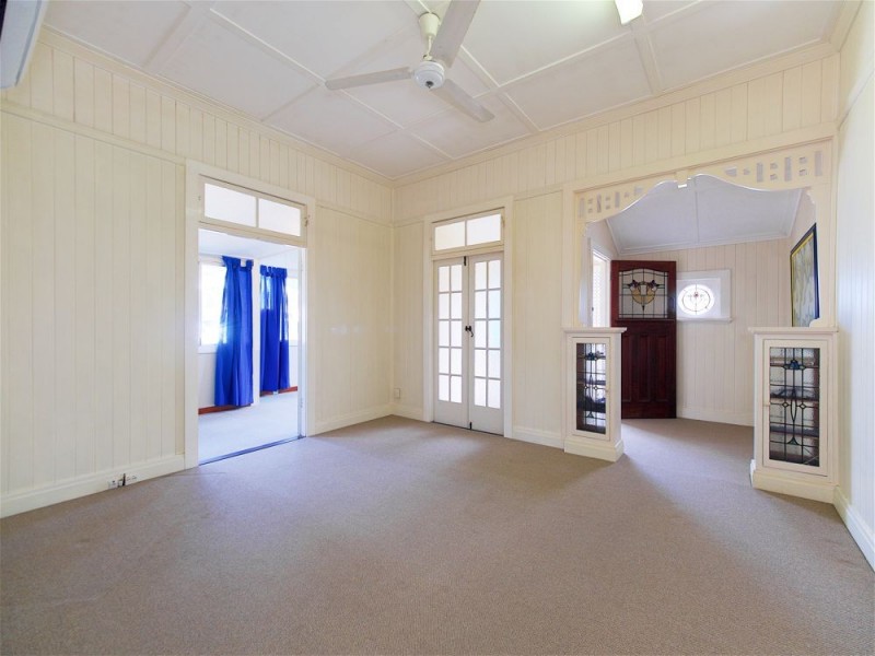 20 Tregair Street, Newtown QLD 4305