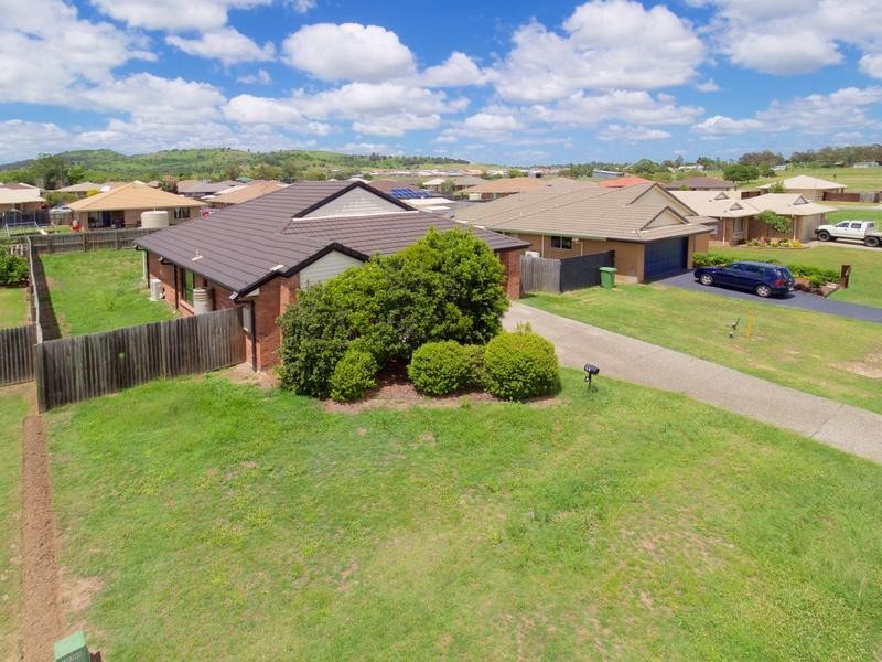 11 BRAY STREET, Lowood QLD 4311