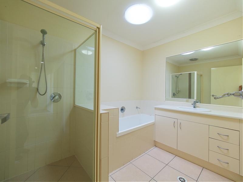 11 BRAY STREET, Lowood QLD 4311