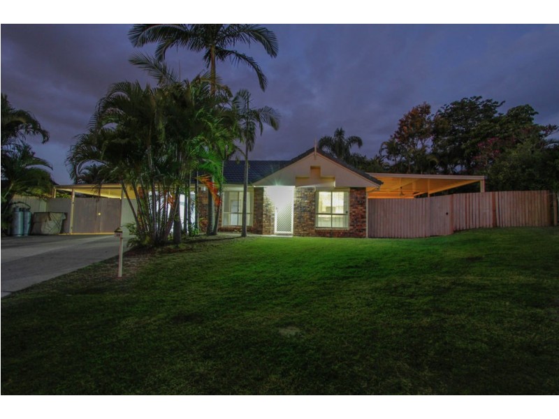 26 Sonorous Close, Regents Park QLD 4118