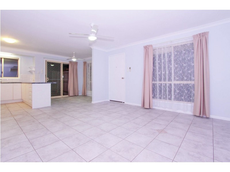 26 Sonorous Close, Regents Park QLD 4118