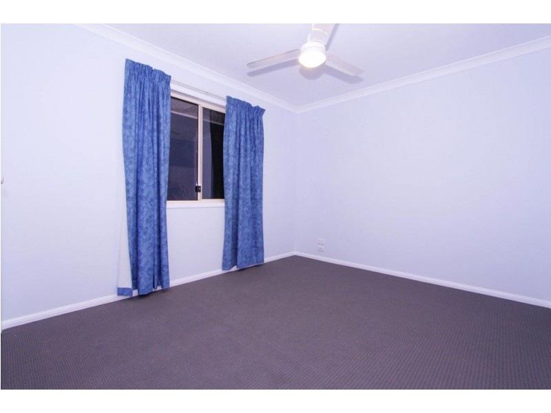 26 Sonorous Close, Regents Park QLD 4118