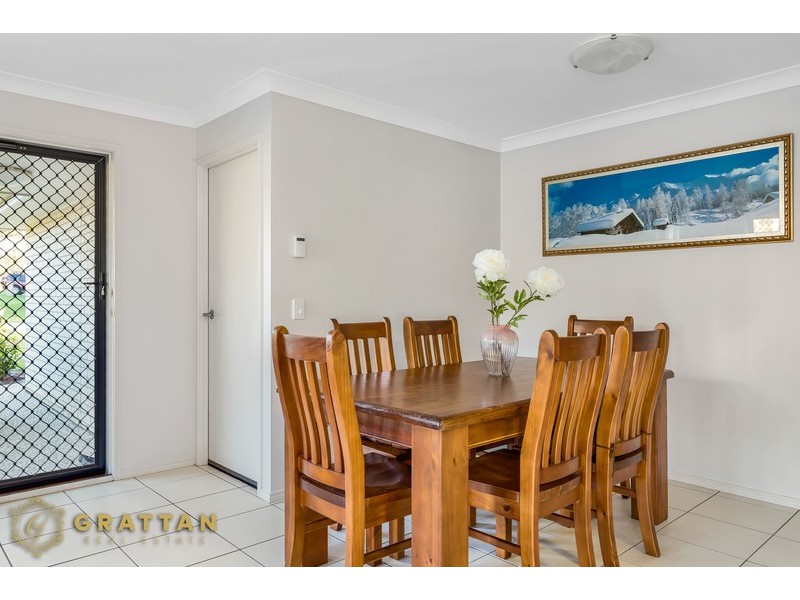 1 John Davison Place, Crestmead QLD 4132