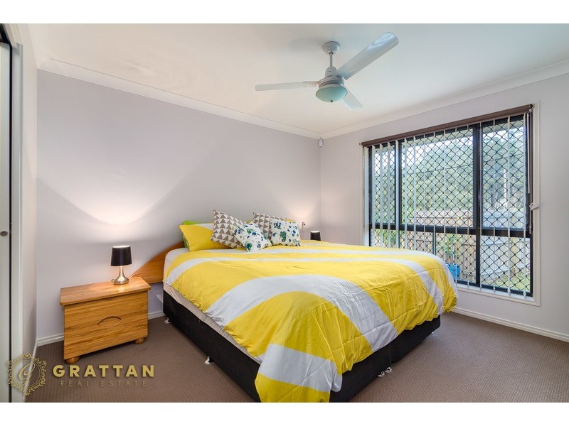 1 John Davison Place, Crestmead QLD 4132