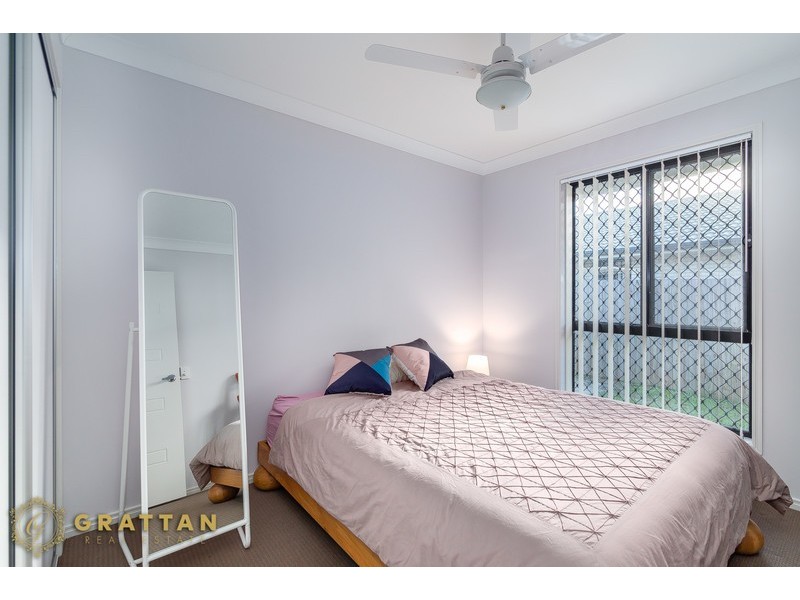 1 John Davison Place, Crestmead QLD 4132