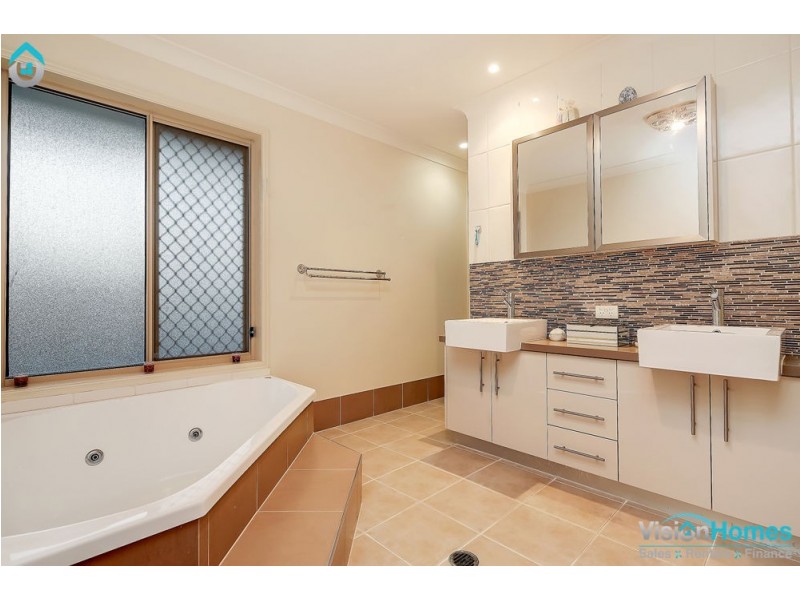 4 Wright Court, Upper Coomera QLD 4209