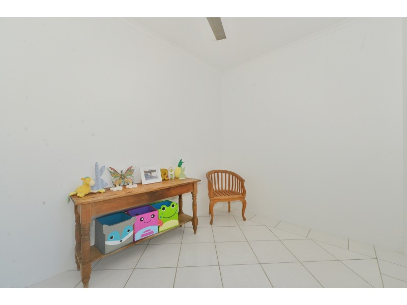 1 GREEN AVENUE, Kewarra Beach QLD 4879