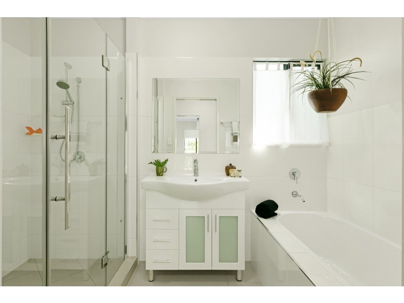 22 REED RD, Trinity Beach QLD 4879