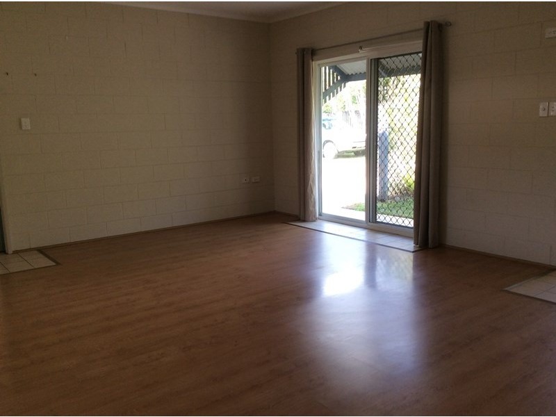 2/40 Frankston Street, Kewarra Beach QLD 4879