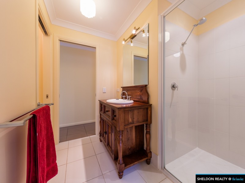 24 SAINT CRISPIN STREET, Clifton Beach QLD 4879