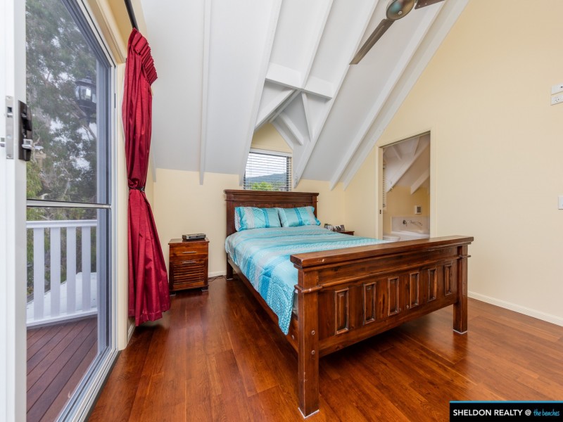 24 SAINT CRISPIN STREET, Clifton Beach QLD 4879