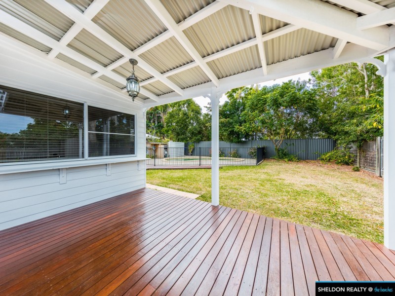 24 SAINT CRISPIN STREET, Clifton Beach QLD 4879