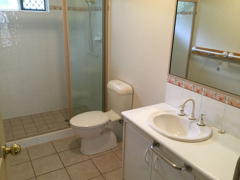 2/60 Cedar Road, Palm Cove QLD 4879