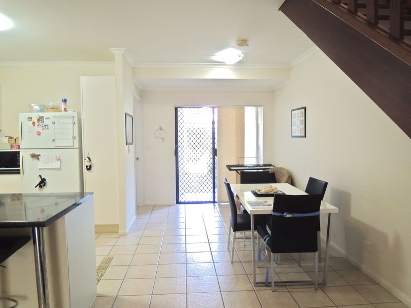 6/65-69 Cedar Rd, Palm Cove QLD 4879