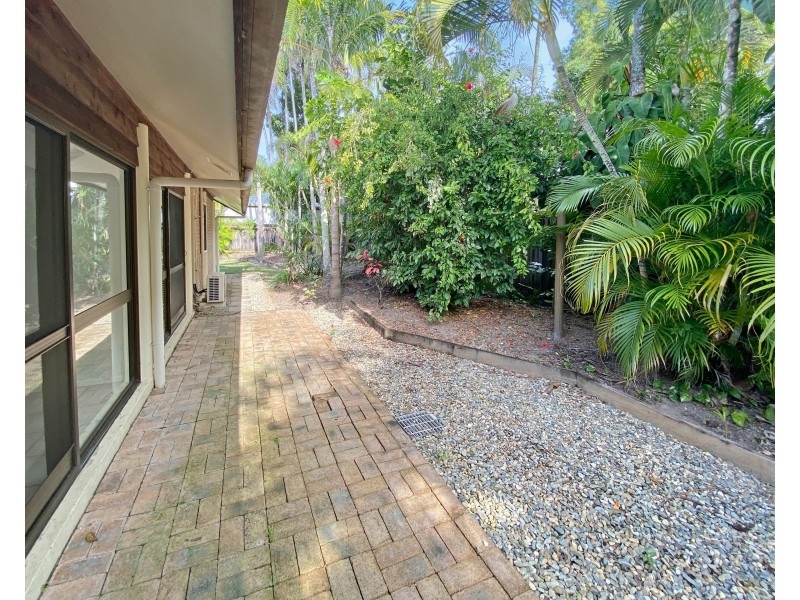 26 Beaver Street, Clifton Beach QLD 4879