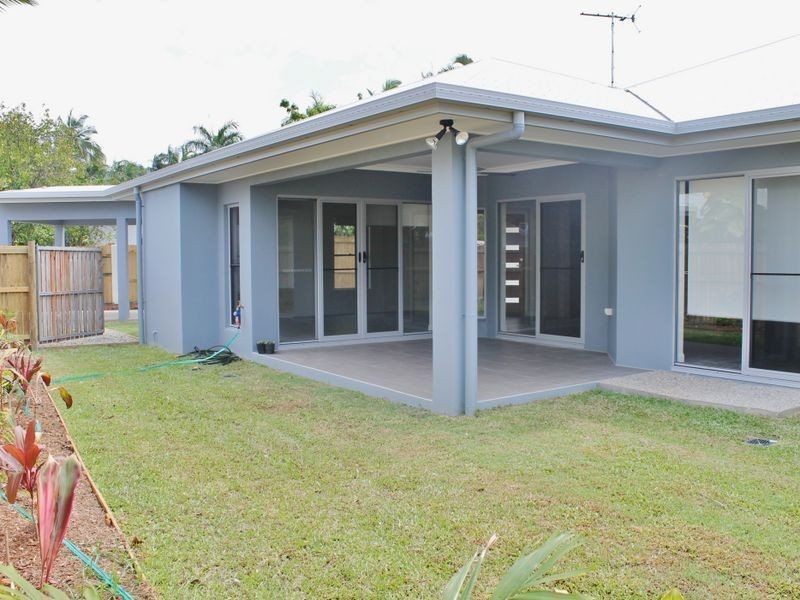 14 SCARBOROUGH CL, Kewarra Beach QLD 4879