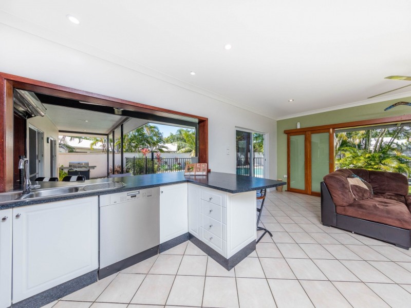 15 Ilse Close, Clifton Beach QLD 4879
