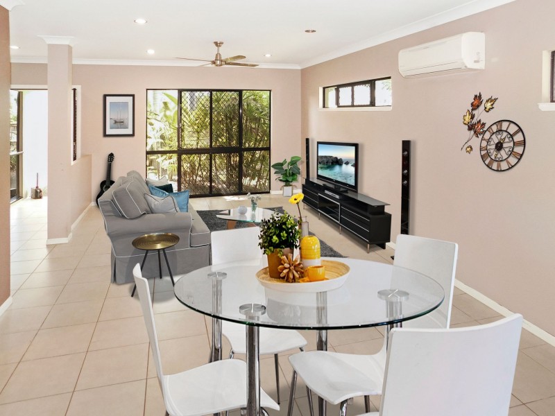 31 Aurelia Rd, Palm Cove QLD 4879