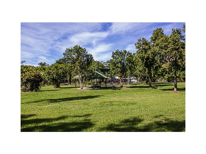 11 Escape Close, Clifton Beach QLD 4879