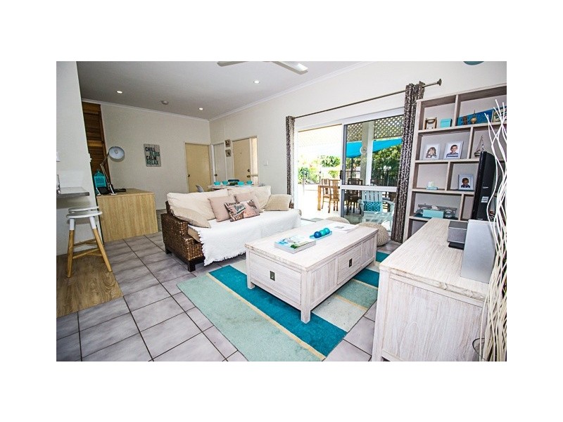 11 Escape Close, Clifton Beach QLD 4879