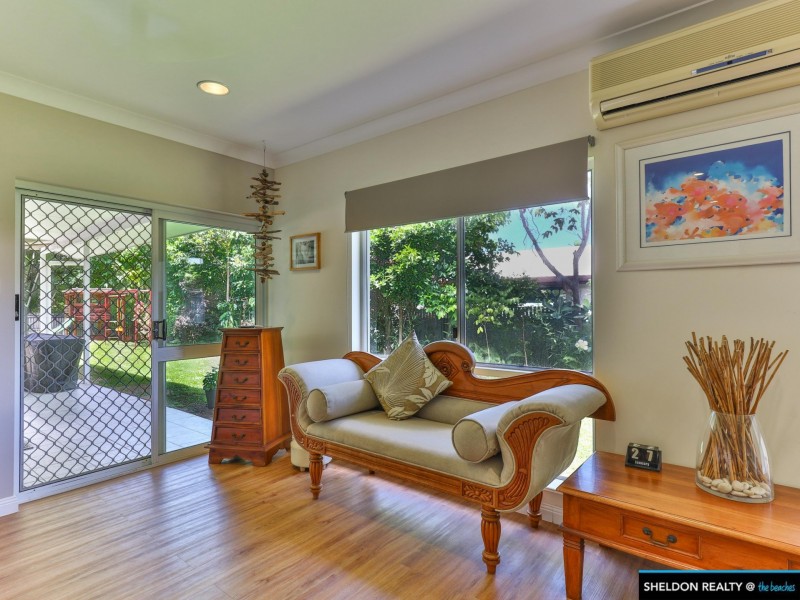 15 ISAAC SMITH CL, Kewarra Beach QLD 4879