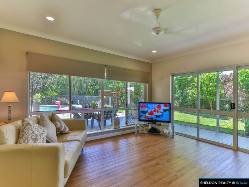 15 ISAAC SMITH CL, Kewarra Beach QLD 4879