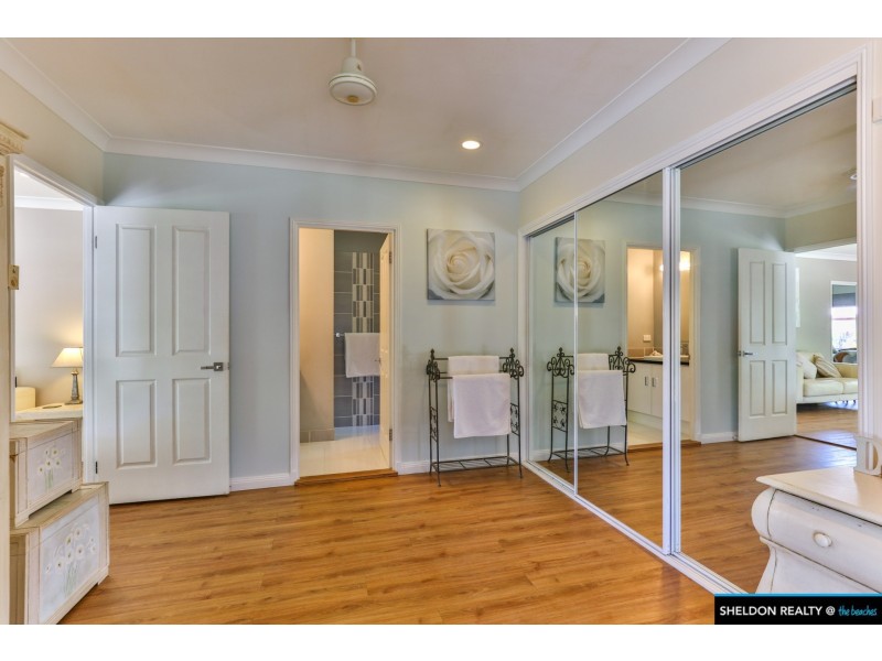 15 ISAAC SMITH CL, Kewarra Beach QLD 4879