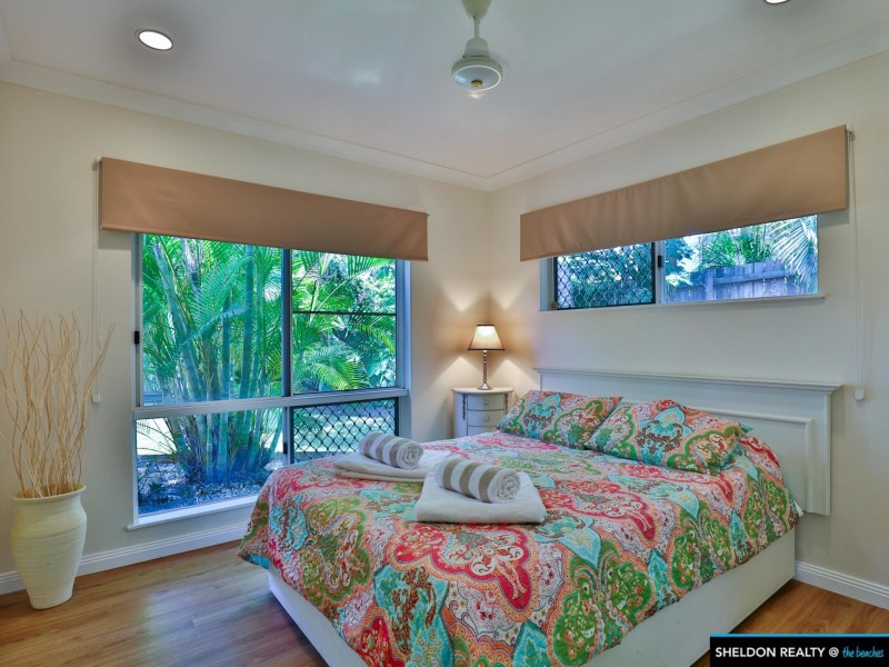 15 ISAAC SMITH CL, Kewarra Beach QLD 4879
