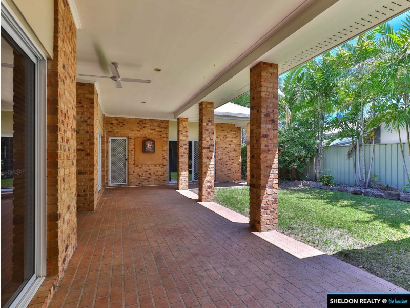 5 Pellowe St, Clifton Beach QLD 4879