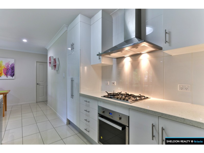 13 COASTLINE PDE, Trinity Beach QLD 4879
