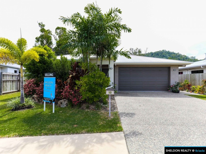 13 COASTLINE PDE, Trinity Beach QLD 4879