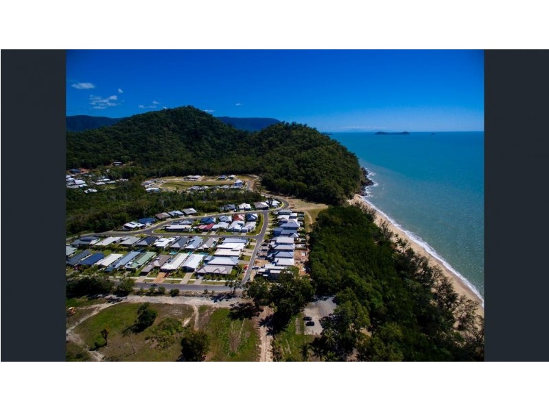13 COASTLINE PDE, Trinity Beach QLD 4879