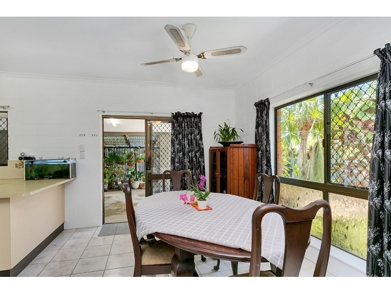 Clifton Beach QLD 4879