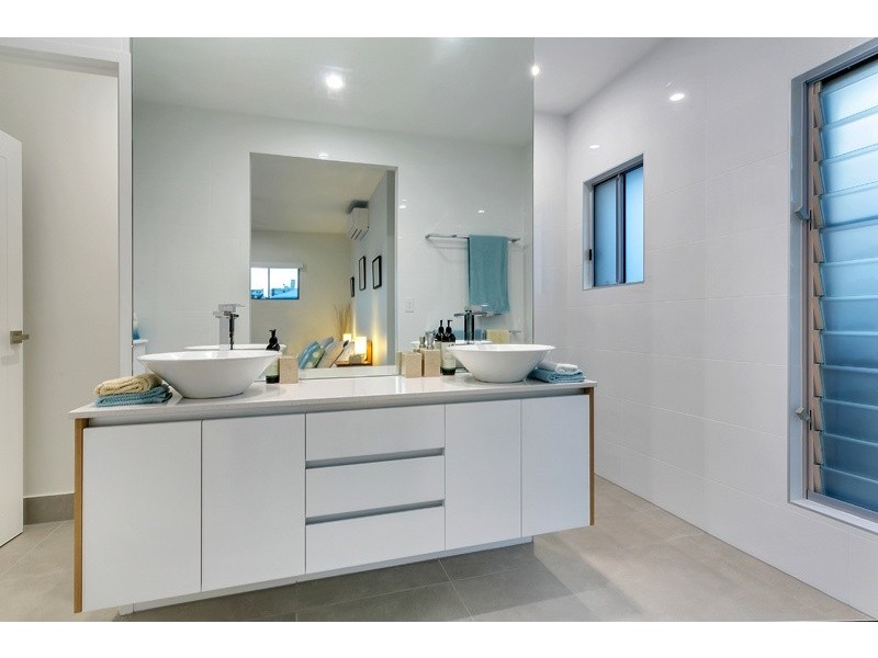 18 Bluewater Lane, Trinity Beach QLD 4879