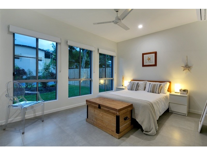 18 Bluewater Lane, Trinity Beach QLD 4879