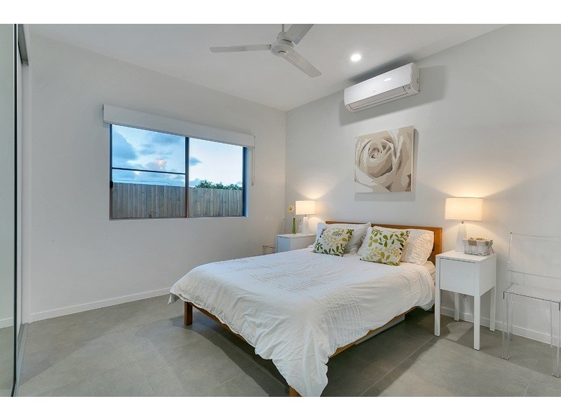 18 Bluewater Lane, Trinity Beach QLD 4879
