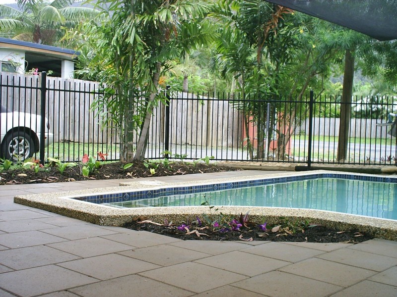 45 Endeavour Road, Clifton Beach QLD 4879